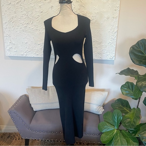 Abercrombie & Fitch Knit Ribbed Side Cutout Midi Dress Black Long Sleeve Sz XS - Picture 2 of 8